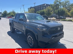 2025 Toyota Tacoma i-FORCE MAX TRD Sport 4X4 DOUBLE CAB HV