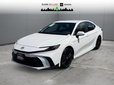 2025 Toyota Camry SE Sedan