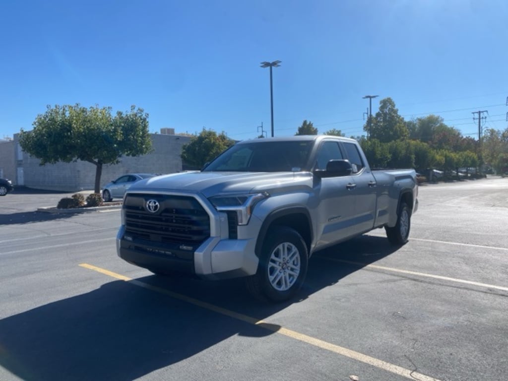 New 2026 Toyota Tundra SR5 SR5 DOUBLE CAB 8.1
