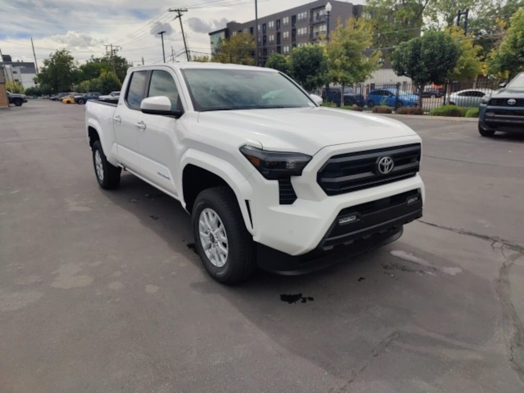 New 2025 Toyota Tacoma SR5 4X4 DBL CAB LONG BED