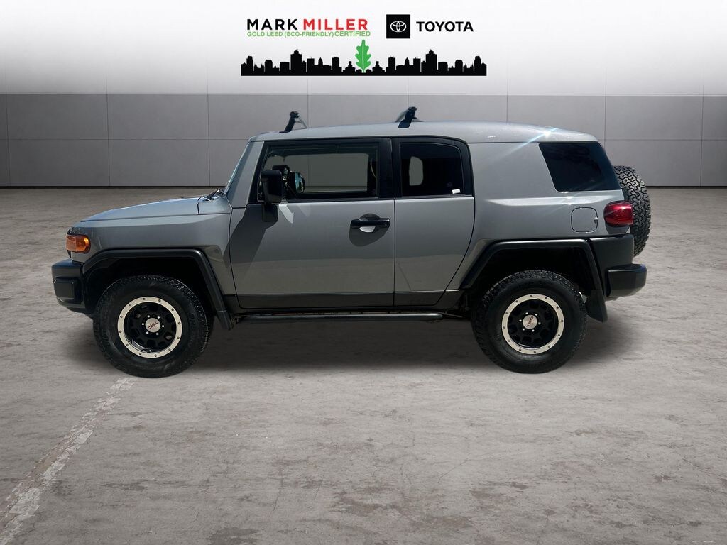 Used 2013 Toyota FJ Cruiser Base SUV