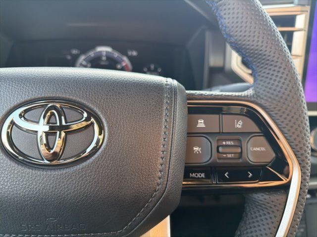 2026 Toyota Tundra Platinum - Photo 17