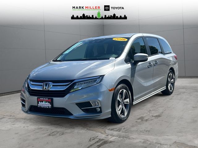 2018 Honda Odyssey Touring's photo