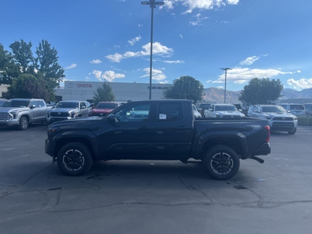New 2025 Toyota Tacoma TRD Sport 4X4 DOUBLE CAB