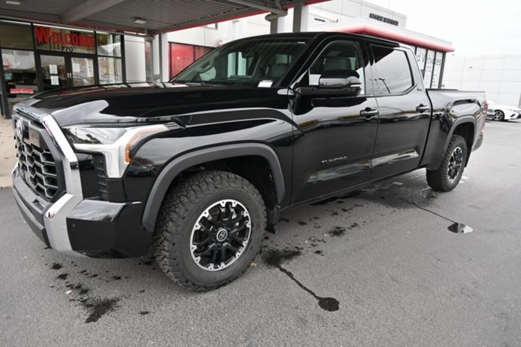 Used 2022 Toyota Tundra SR5 3.5L V6 Truck CrewMax