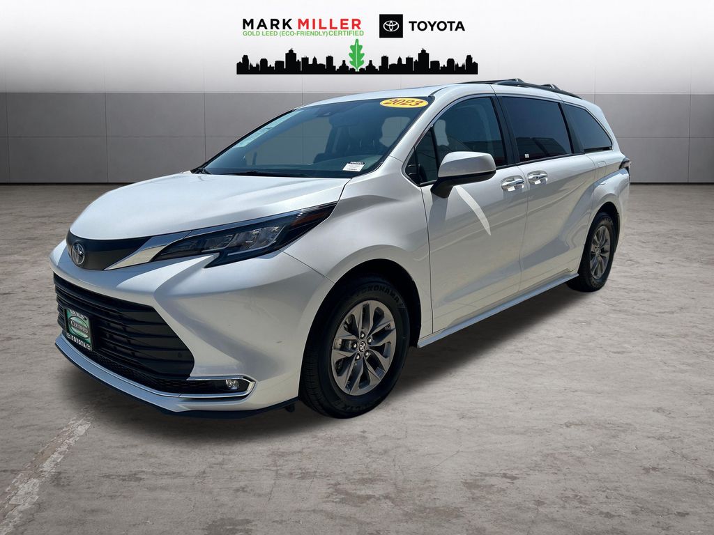 2023 Toyota Sienna