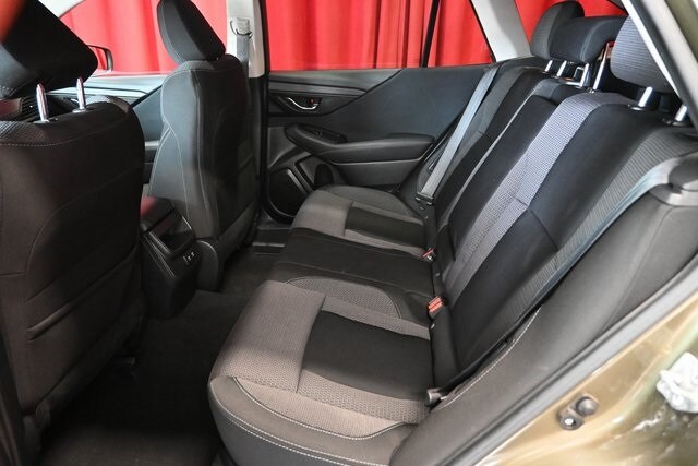 2020 Subaru Outback Premium photo 4