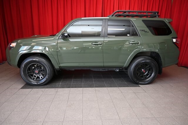2022 Toyota 4Runner TRD Premium photo 3