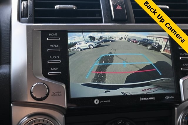2020 Toyota 4Runner SR5 photo 4