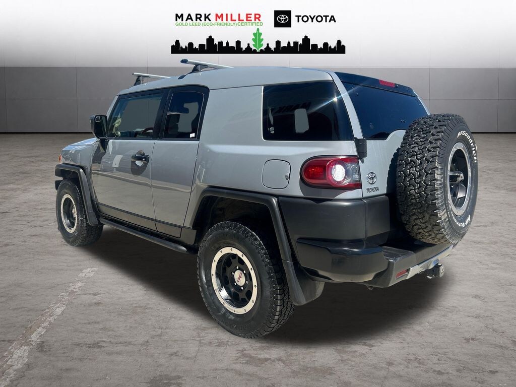 Used 2013 Toyota FJ Cruiser Base SUV