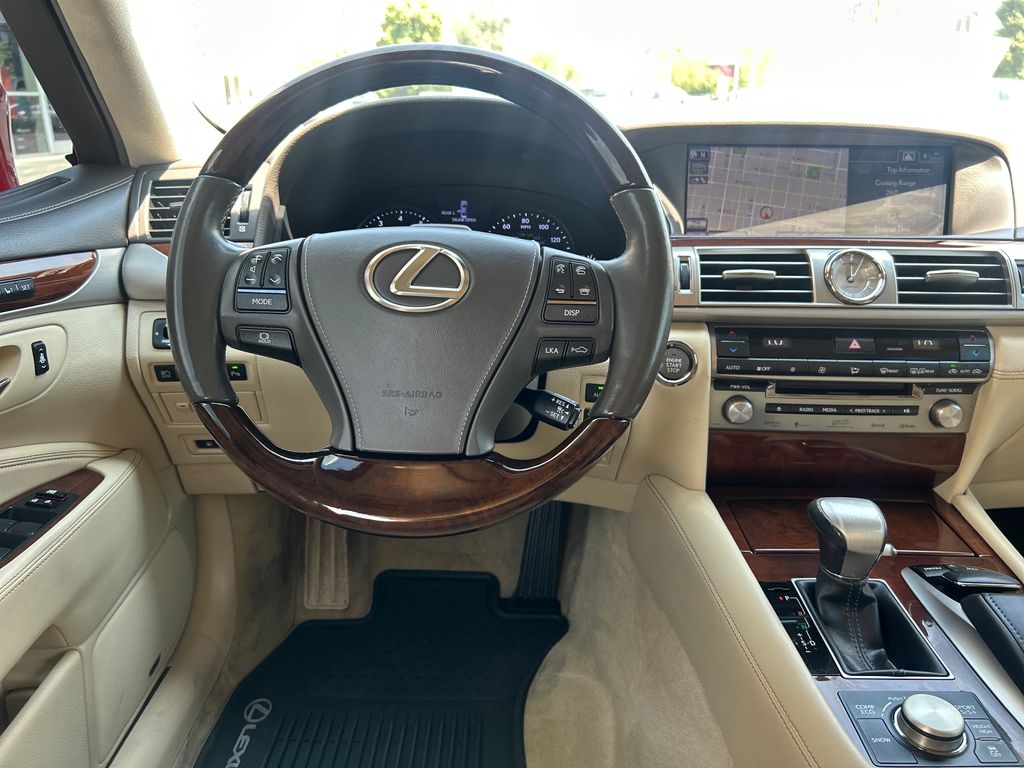 2014 Lexus LS L - Photo 14