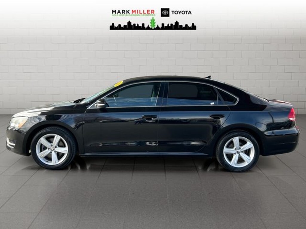 Used 2014 Volkswagen Passat 1.8T Sedan