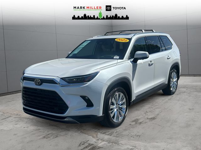 2025 Toyota Grand Highlander Platinum AWD's photo