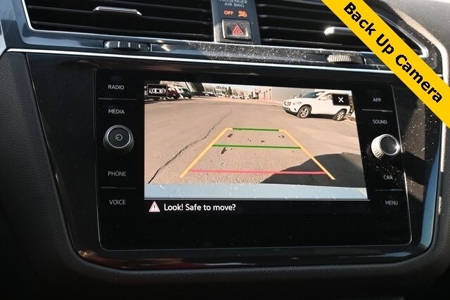 2021 Volkswagen Tiguan SE R-Line Black photo 3