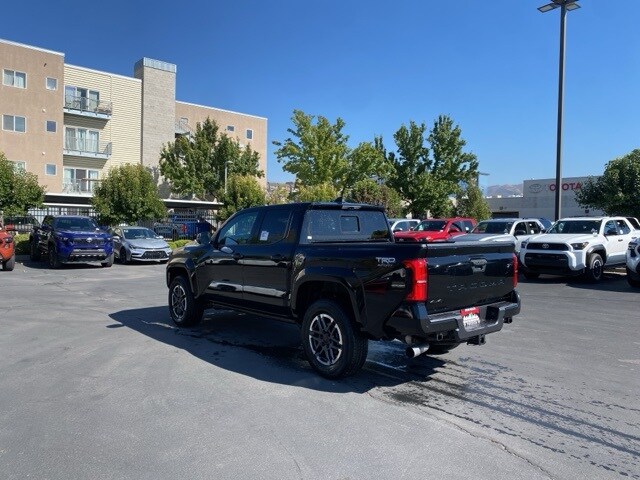 2025 Toyota Tacoma TRD Sport 4x4 Double Cab photo 4