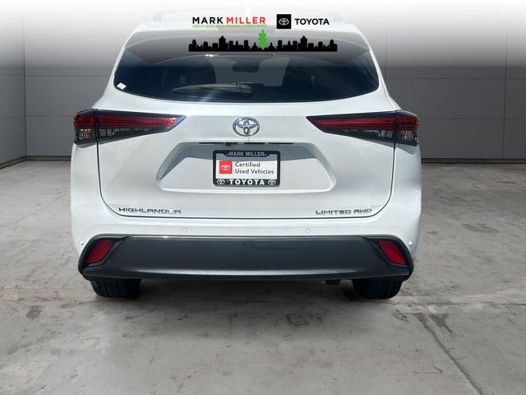 Used 2023 Toyota Highlander Limited SUV
