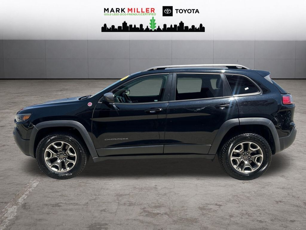 Used 2020 Jeep Cherokee Trailhawk SUV