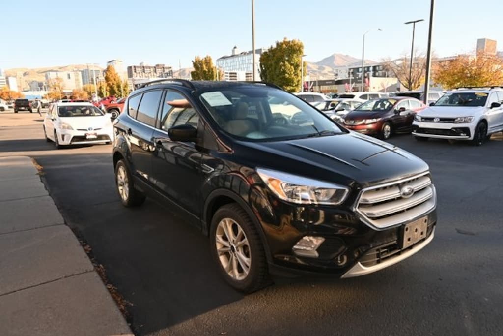 Used 2018 Ford Escape SE SUV