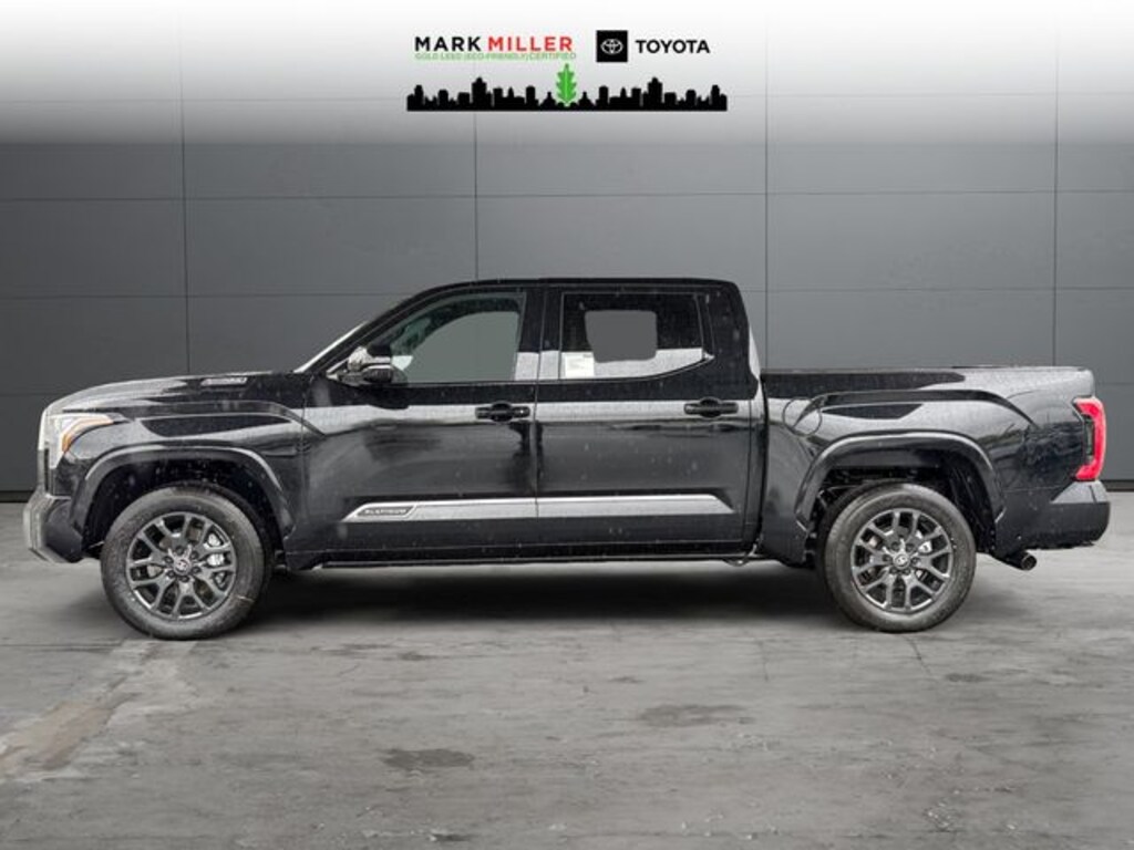 New 2026 Toyota Tundra i-FORCE MAX Platinum PLATINUM CREWMAX 5.5