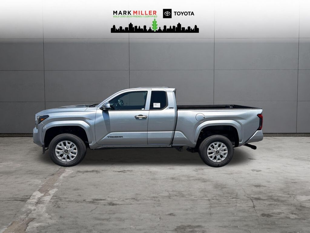 New 2026 Toyota Tacoma SR5 4X4 XTRACAB