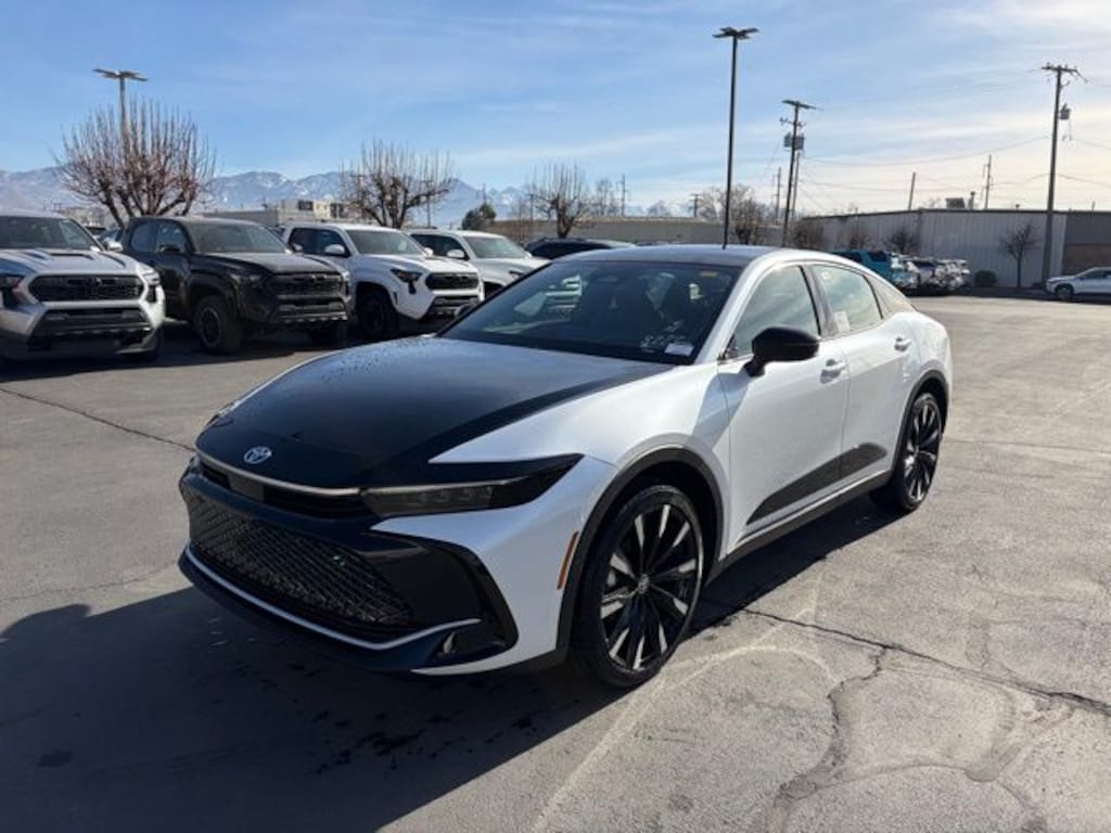 New 2026 Toyota Crown Platinum PLATINUM