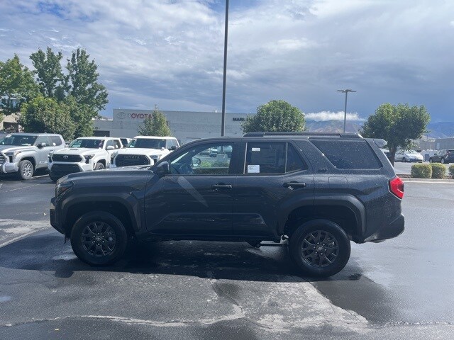 2025 Toyota 4Runner SR5 photo 2