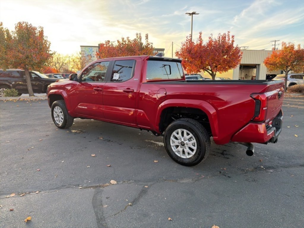New 2025 Toyota Tacoma SR5 4X4 DBL CAB LONG BED