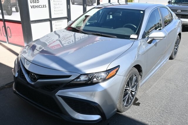 2023 Toyota Camry SE photo 2