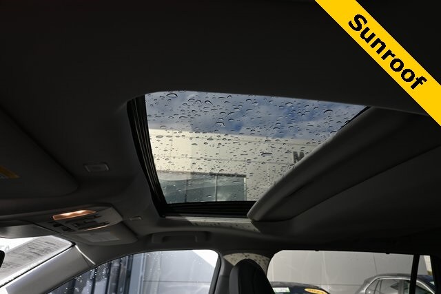 2024 Toyota Highlander XLE photo 3