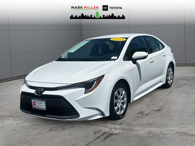 2025 Toyota Corolla LE CVT's photo