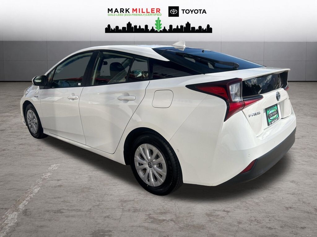 Certified 2022 Toyota Prius LE Hatchback