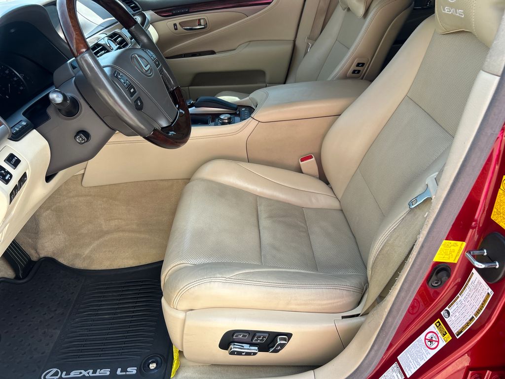 2014 Lexus LS L - Photo 10