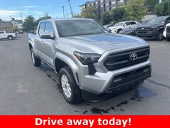 2025 Toyota Tacoma SR5 4X4 DOUBLE CAB