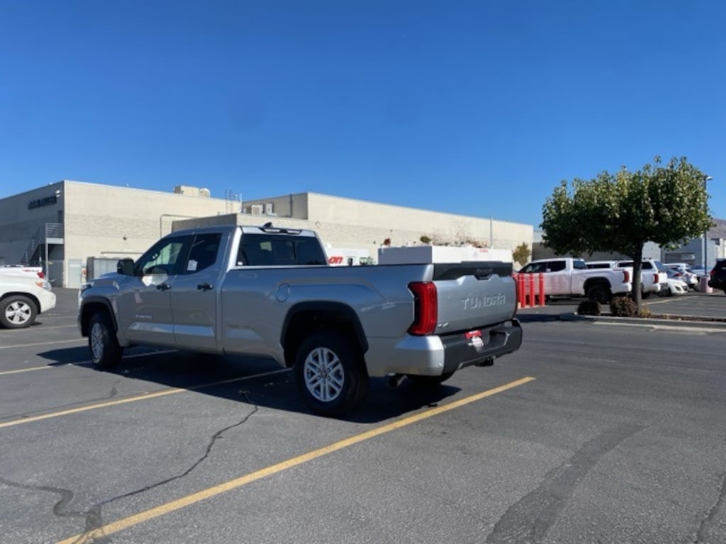 New 2026 Toyota Tundra SR5 SR5 DOUBLE CAB 8.1