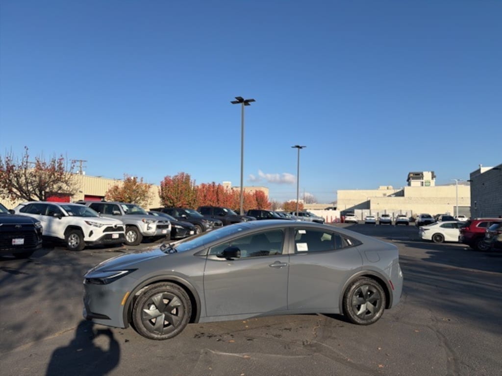 New 2026 Toyota Prius Plug-in Hybrid SE PLUG-IN HYBRID