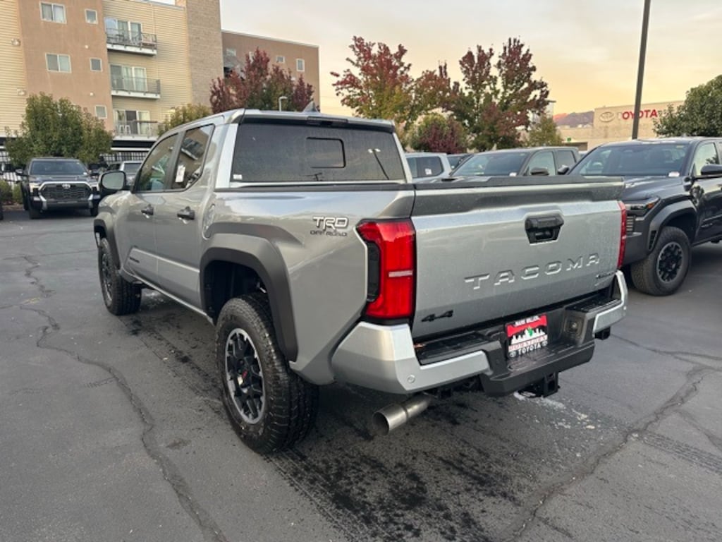 New 2025 Toyota Tacoma i-FORCE MAX TRD Off-Road 4X4 DOUBLE CAB HV