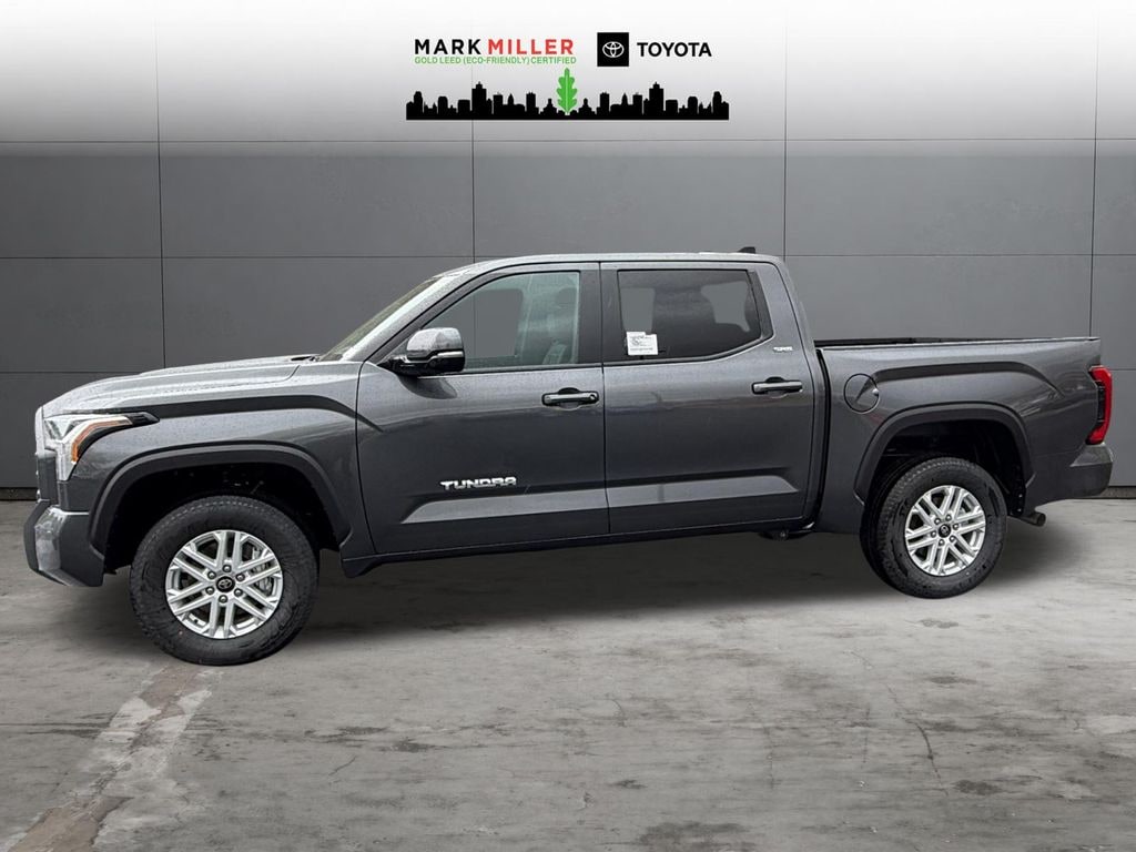 New 2026 Toyota Tundra SR5 SR5 CREWMAX 5.5
