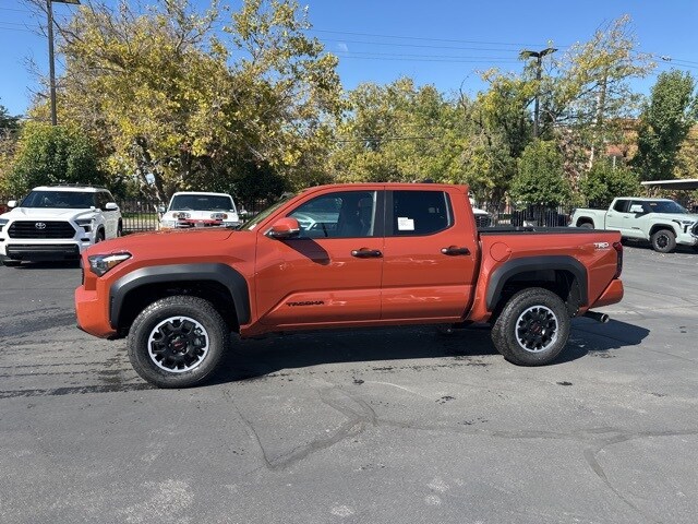 2025 Toyota Tacoma TRD Off-Road 4x4 Double Cab photo 3