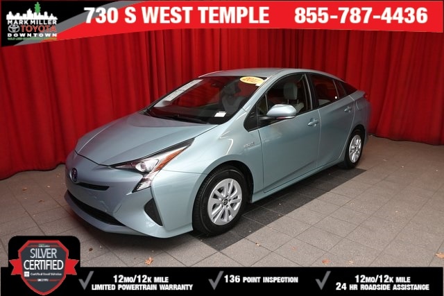 2017 Toyota Prius Two's photo