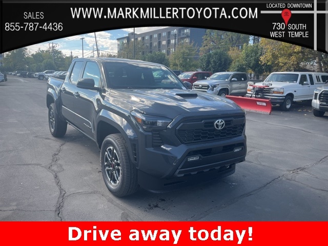 2025 Toyota Tacoma TRD Sport's photo