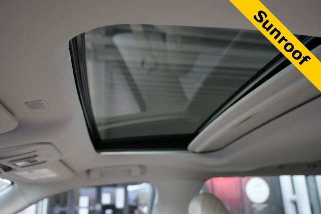 2020 Toyota Highlander Limited photo 3