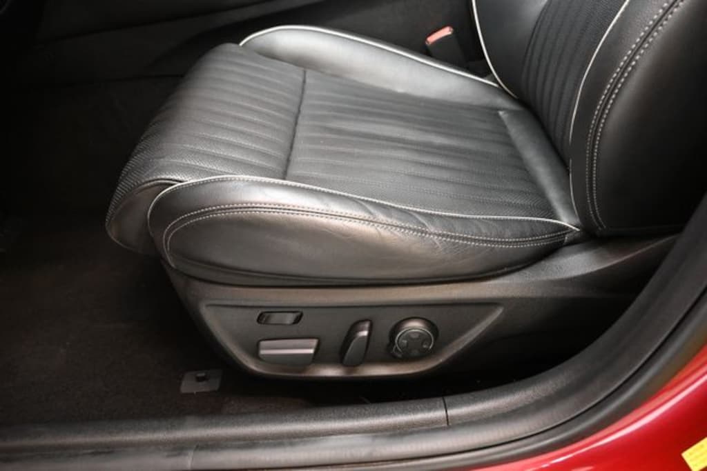 Used 2020 Genesis G70 Sedan