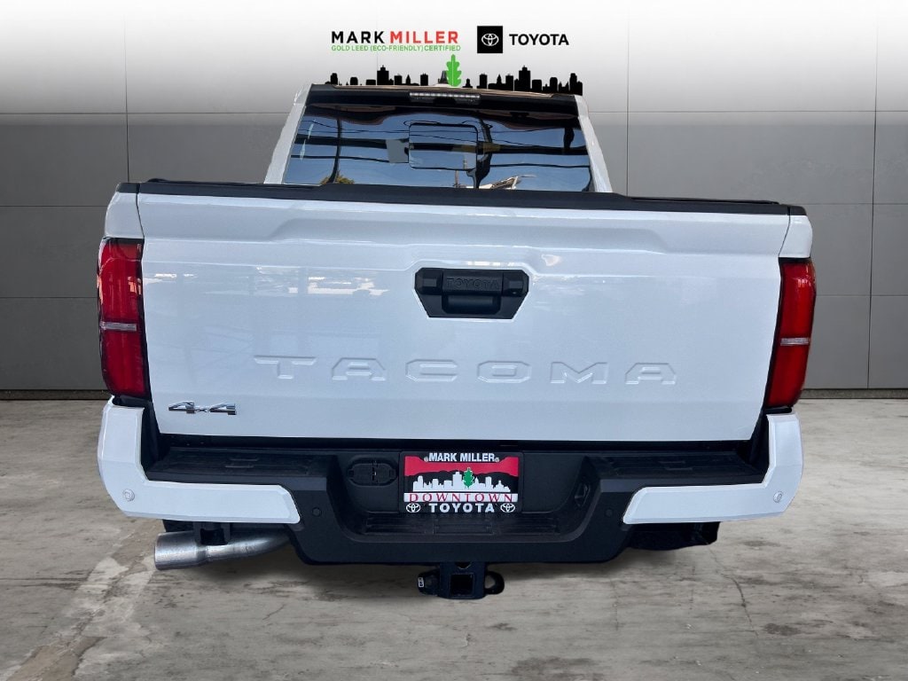 2026 Toyota Tacoma SR5 - Photo 6