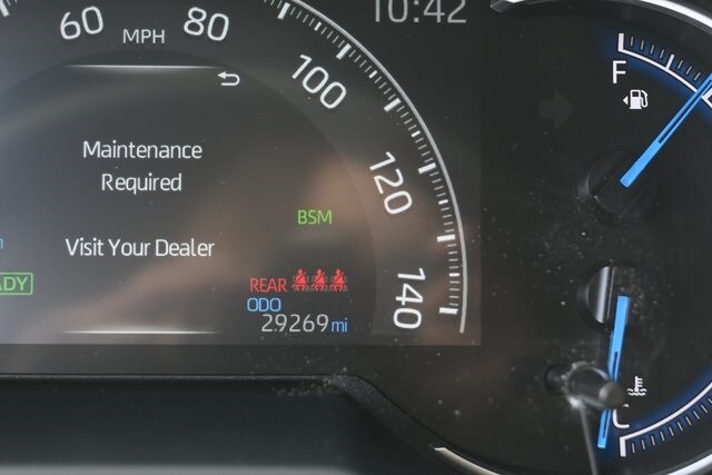 2024 Toyota RAV4 Hybrid SE photo 2