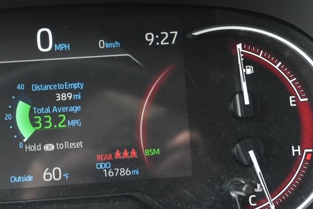 2025 Toyota RAV4 XLE photo 2