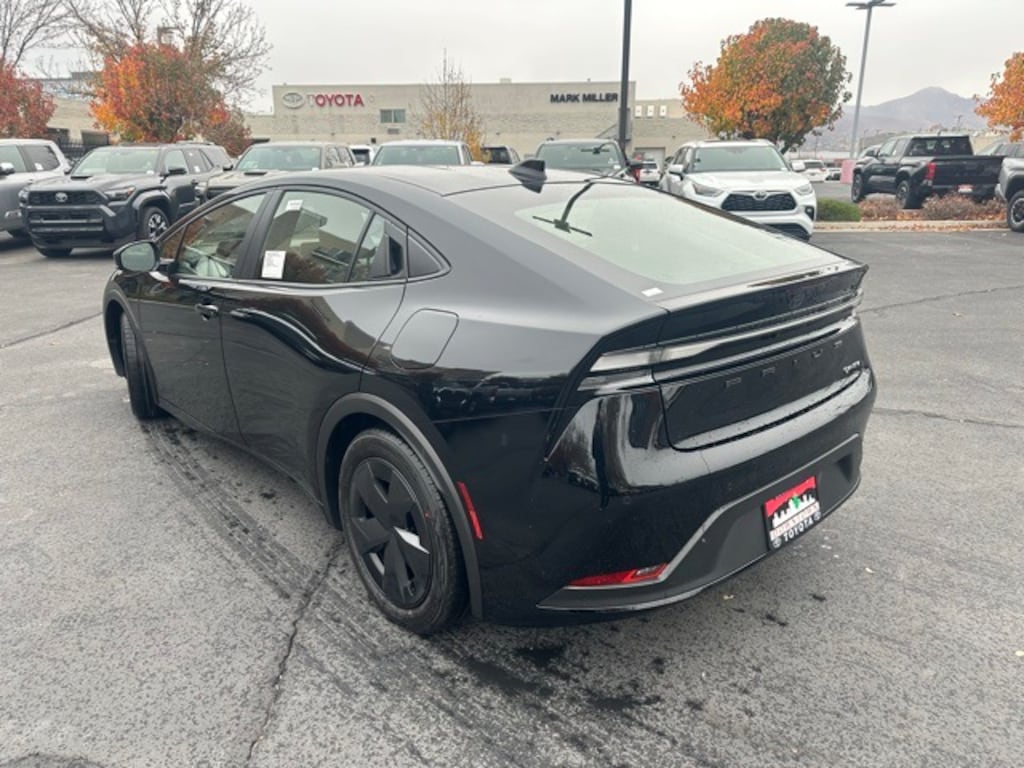 New 2026 Toyota Prius Plug-in Hybrid SE PLUG-IN HYBRID