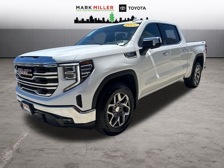 2022 GMC Sierra 1500 SLT Truck Crew Cab
