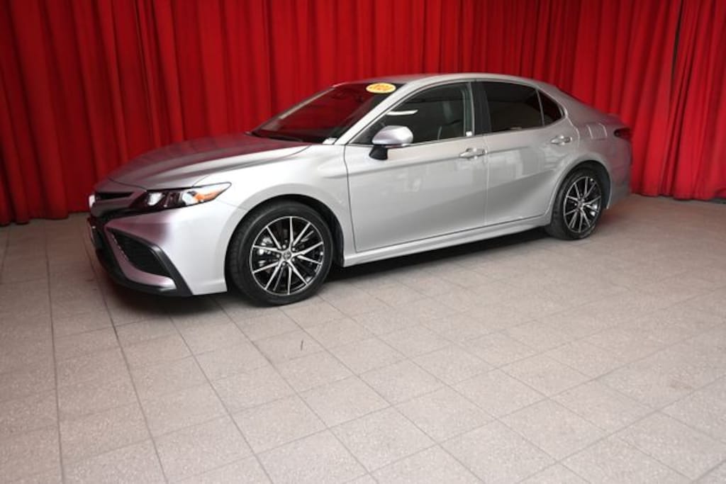 Used 2024 Toyota Camry SE Sedan