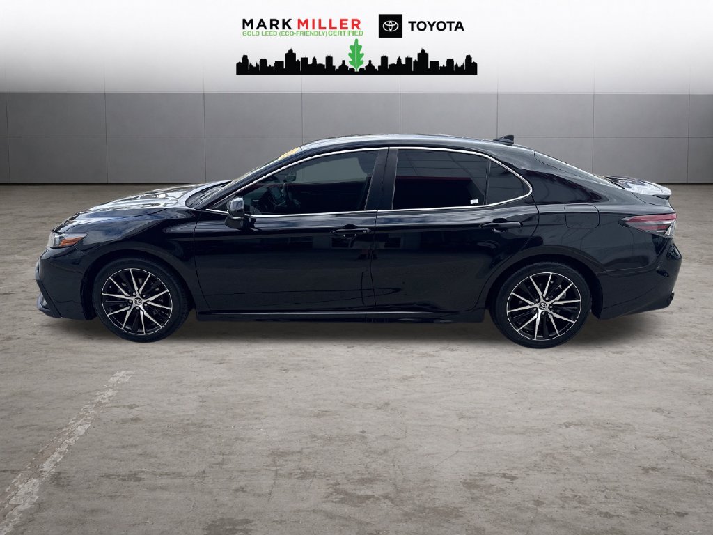 Used 2023 Toyota Camry SE Sedan