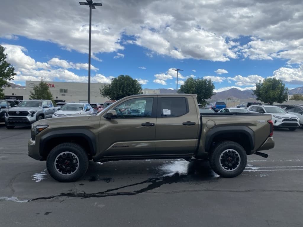 New 2025 Toyota Tacoma TRD Off-Road 4X4 DOUBLE CAB